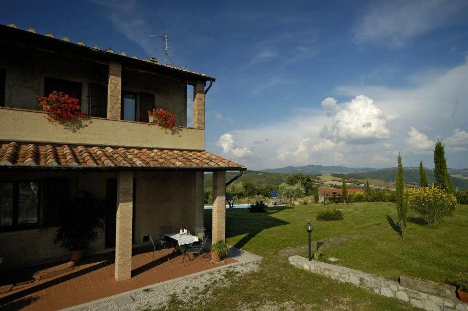 Montecastelli Pisano Agriturismo San Nicolo מראה חיצוני תמונה