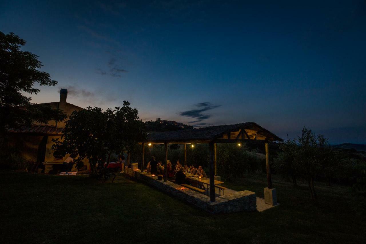 Montecastelli Pisano Agriturismo San Nicolo מראה חיצוני תמונה